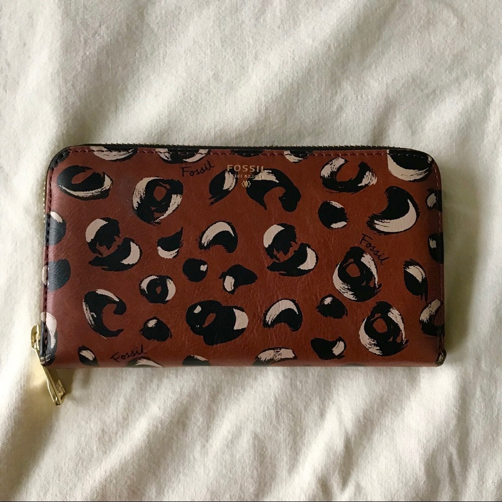 NWOT Fossil Wallet